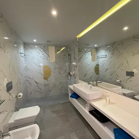 Διαμέρισμα Hortas 13 *