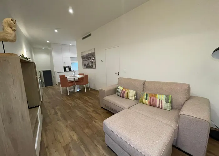 Apartman Hortas 13 *