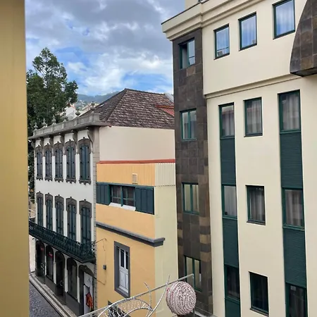 Apartment Hortas 13 *